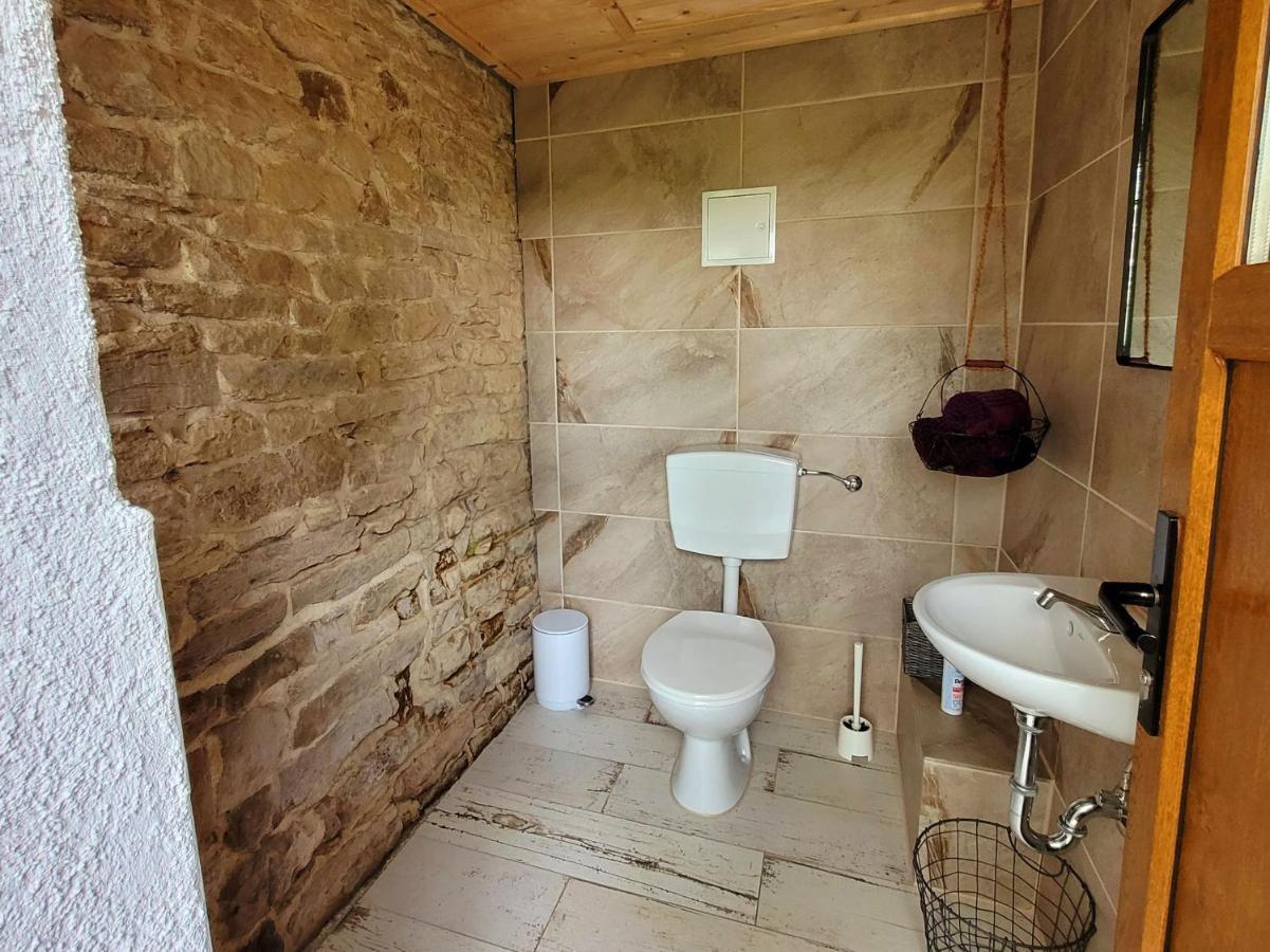 Pods Alte Schule Apartment Elchweiler Luaran gambar